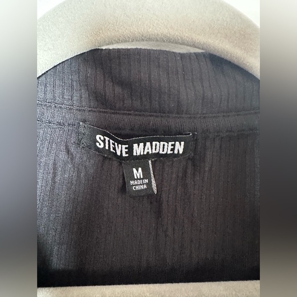Steve Madden Ribbed Ruched Button Down Long Sleeve Top Black Size M - Picture 6 of 8